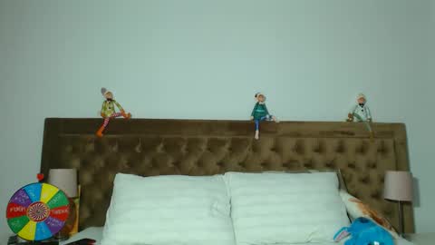 Aylin online show from 7, 11, 2025