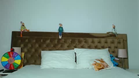 Aylin online show from 3, 12, 2025