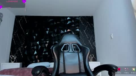 Snapshot of aylinlove_ chatting on 3, 6, 2026 aylinlove_ online show from 3, 6, 2026