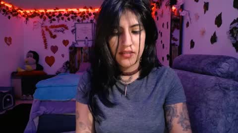 Azahar online show from 21, 2, 2025