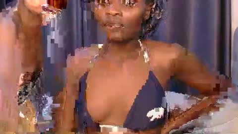 Azalea online show from 30, 10, 2025