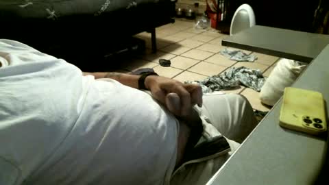 Snapshot of azjohnny chatting on 30, 7, 2026 azjohnny online show from 30, 7, 2026