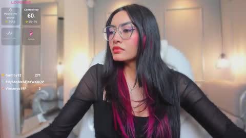 Snapshot of azurakindong chatting on 4, 2, 2026 Azura online show from 4, 2, 2026