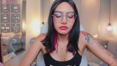 Azura online show from 5, 3, 2026