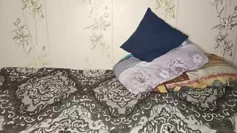 Snapshot of b1ceps chatting on 12, 1, 2026 John and Dana online show from 12, 1, 2026