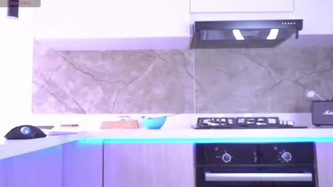 Isabella online show from 21, 2, 2025