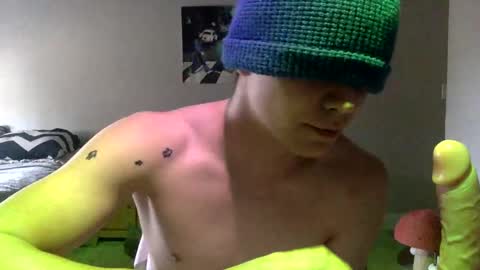 Snapshot of b4nnysturntoo chatting on 27, 12, 2024 b4nnysturntoo online show from 27, 12, 2024