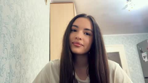 Caroline online show from 13, 5, 2026