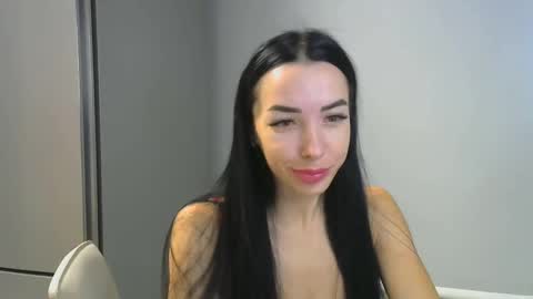 babe Sara3 online show from 3, 1, 2025