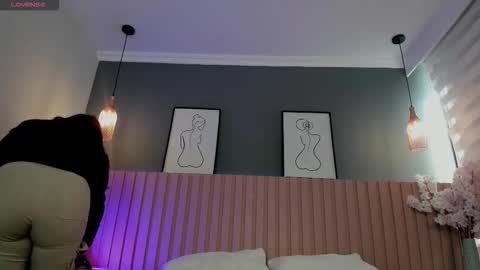Snapshot of babe_sophiee chatting on 5, 10, 2025 babe_sophiee online show from 5, 10, 2025