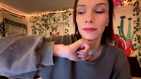 Fern Browning online show from 3, 12, 2024