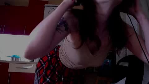 Snapshot of baby_ada chatting on 13, 10, 2025 baby ada online show from 13, 10, 2025