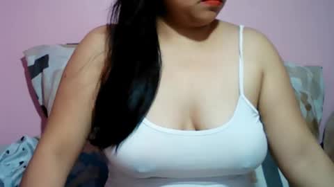 Snapshot of baby_brie chatting on 28, 11, 2025 Welcome Guys Glad To See U here My Name is Brie Hope We have Good Time here online show from 28, 11, 2025