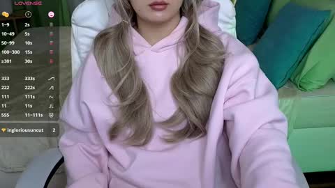 Debora online show from 22, 2, 2025