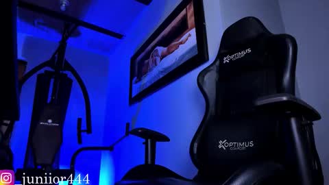 Junior       Independent Model online show from 20, 12, 2025