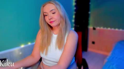 Snapshot of baby_kiku chatting on 16, 11, 2025 Heyy Im Kikuuu Im so energetic Catch my vibe online show from 16, 11, 2025