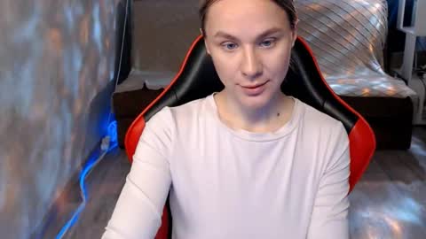 baby_kitte online show from 18, 3, 2026