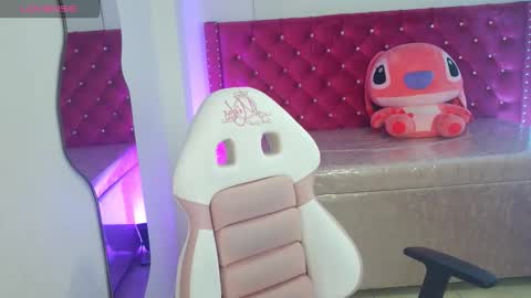 Nico online show from 17, 2, 2026