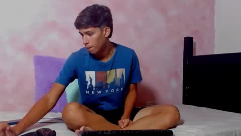 Snapshot of baby_noaht chatting on 6, 5, 2026 baby_noaht online show from 6, 5, 2026