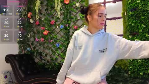 Snapshot of baby_nyco chatting on 5, 10, 2025 Baby Nico online show from 5, 10, 2025