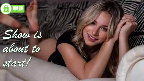 Snapshot of baby_tav chatting on 11, 10, 2025 Baby Tavia online show from 11, 10, 2025