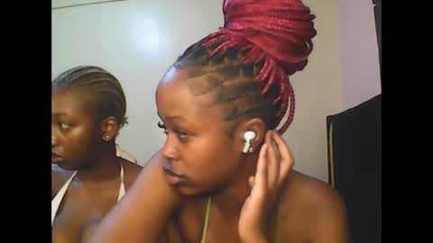 Snapshot of babybrown20 chatting on 10, 6, 2026 babybrown online show from 10, 6, 2026