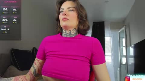 Snapshot of babyjustbomb chatting on 13, 2, 2025 Daru online show from 13, 2, 2025