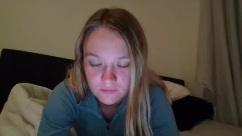 babykay03 online show from 8, 11, 2025