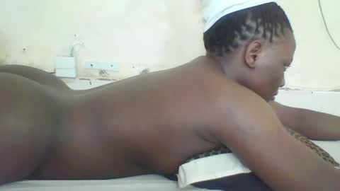 Snapshot of babymolly2 chatting on 24, 5, 2026 Rossy Kwekwe online show from 24, 5, 2026