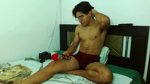 sebas online show from 30, 4, 2026