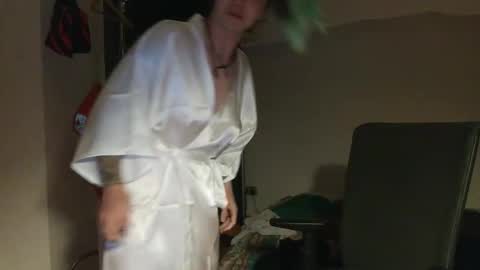 Honey online show from 14, 4, 2026