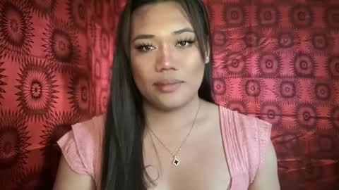 AMARA - FOLLOW ME AND THUMBS UP online show from 2, 6, 2026
