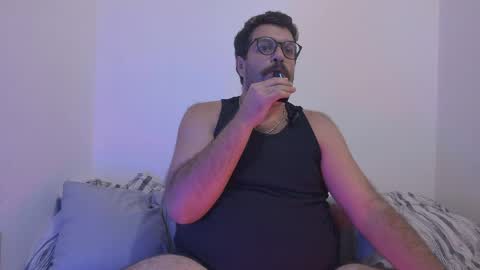 Snapshot of baddaddybrasil chatting on 8, 4, 2026 Baddaddybrazil online show from 8, 4, 2026