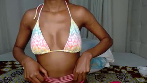 Snapshot of baddie_caramell chatting on 13, 9, 2025 baddie_caramell online show from 13, 9, 2025