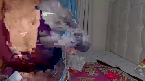 Snapshot of baddie_caramell chatting on 5, 10, 2025 baddie_caramell online show from 5, 10, 2025