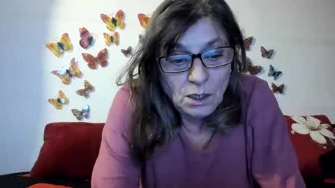 Snapshot of badgg chatting on 28, 2, 2025 Gina online show from 28, 2, 2025