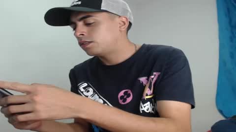 Snapshot of badjuanhot chatting on 14, 12, 2024 Juan Help us reach 100 likes online show from 14, 12, 2024