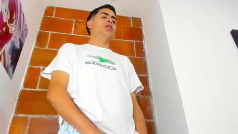 Snapshot of badjuanhot chatting on 26, 12, 2024 Juan Help us reach 100 likes online show from 26, 12, 2024