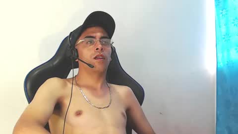 Snapshot of badjuanhot chatting on 23, 2, 2025 Juan Help us reach 100 likes online show from 23, 2, 2025