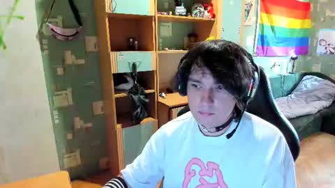 Snapshot of badmanich chatting on 24, 7, 2026 Victor online show from 24, 7, 2026