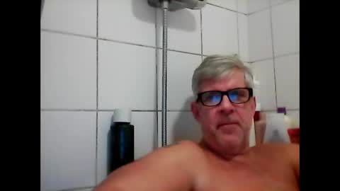 baggelina75 online show from 3, 12, 2024