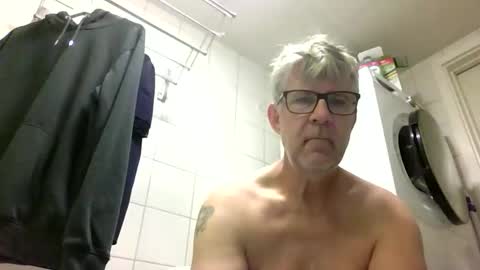 Snapshot of baggelina75 chatting on 10, 6, 2026 baggelina75 online show from 10, 6, 2026