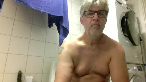 Snapshot of baggelina75 chatting on 1, 7, 2026 baggelina75 online show from 1, 7, 2026