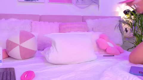 Bahia Marquez online show from 27, 10, 2025