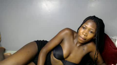 Snapshot of bailey_lo chatting on 27, 6, 2026 jewel online show from 27, 6, 2026