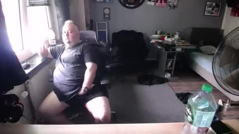 Snapshot of balu256 chatting on 3, 6, 2026 balu256 online show from 3, 6, 2026