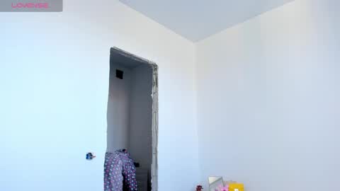 Snapshot of bam_bi chatting on 17, 4, 2026 Kira online show from 17, 4, 2026