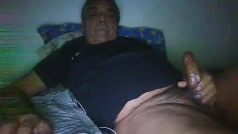 Snapshot of bambino6060 chatting on 17, 6, 2026 bambino6060 online show from 17, 6, 2026
