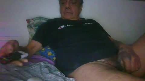 Snapshot of bambino6060 chatting on 18, 6, 2026 bambino6060 online show from 18, 6, 2026