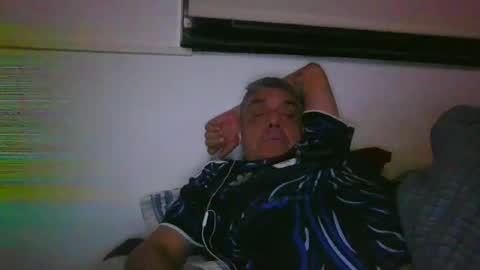 Snapshot of bambino6060 chatting on 1, 7, 2026 bambino6060 online show from 1, 7, 2026